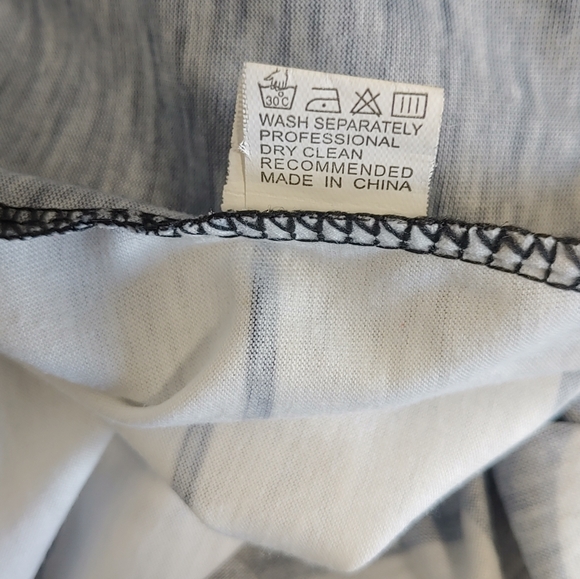 Plus Musical Notes Women's Shirt XXL - Picture 4 of 6